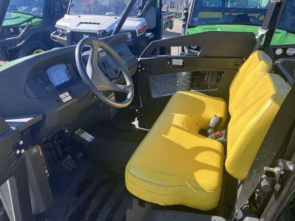Image of John Deere XUV 590M equipment image 4