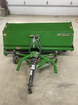 Main image John Deere 60 Heavy Duty Broom