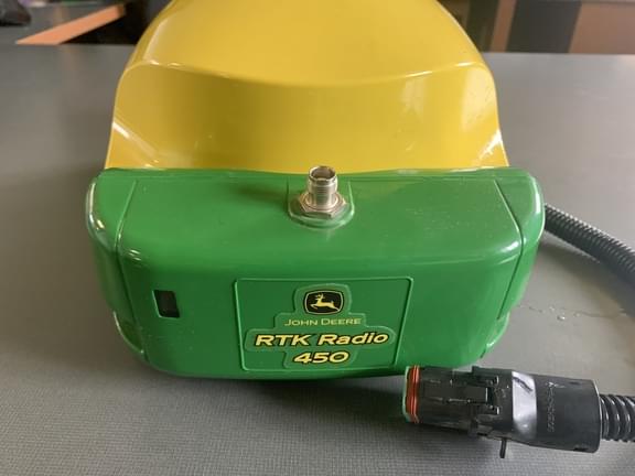 Image of John Deere StarFire 6000 equipment image 1
