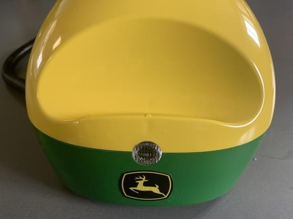 Image of John Deere StarFire 6000 equipment image 4