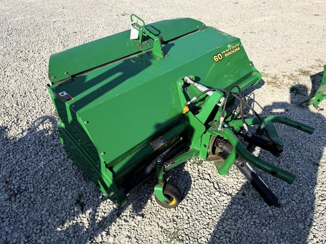 Image of John Deere 60 Heavy Duty Broom equipment image 1