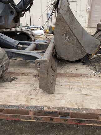 Image of John Deere 60G equipment image 3
