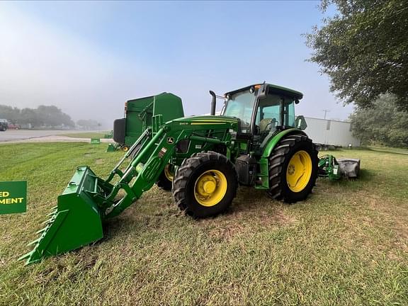 Image of John Deere 6105E equipment image 2