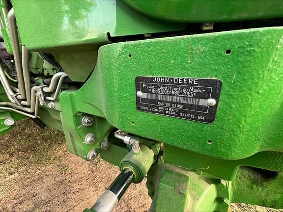 Image of John Deere 6105E equipment image 1