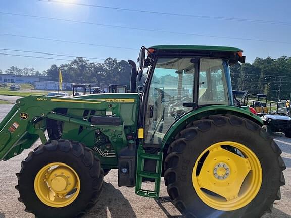 Image of John Deere 6105E equipment image 1