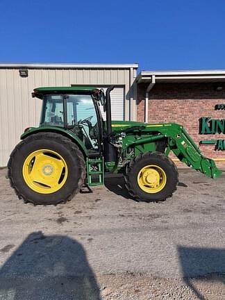 Image of John Deere 6105E equipment image 2