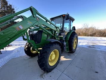 Main image John Deere 6105E