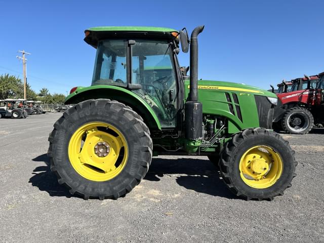 Image of John Deere 6105E equipment image 3