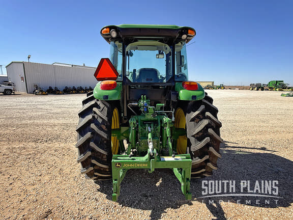 Image of John Deere 6105E equipment image 3