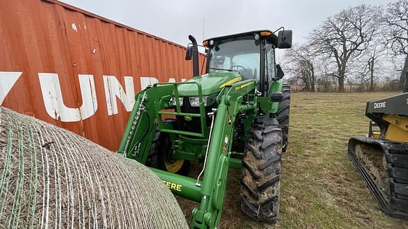 Image of John Deere 6105E equipment image 3