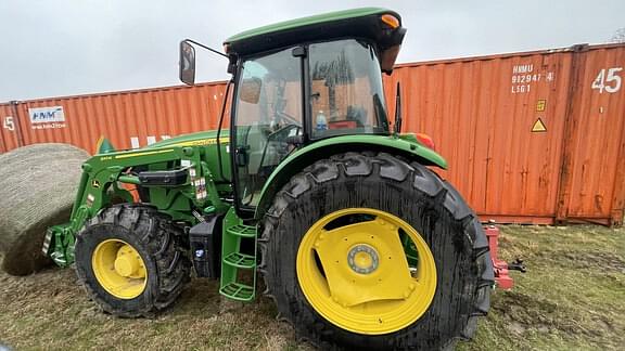 Image of John Deere 6105E Primary image