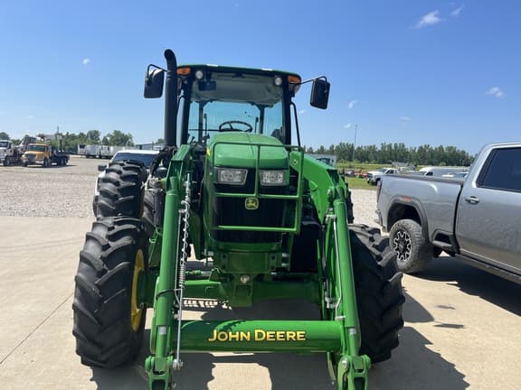 Image of John Deere 6105E equipment image 4