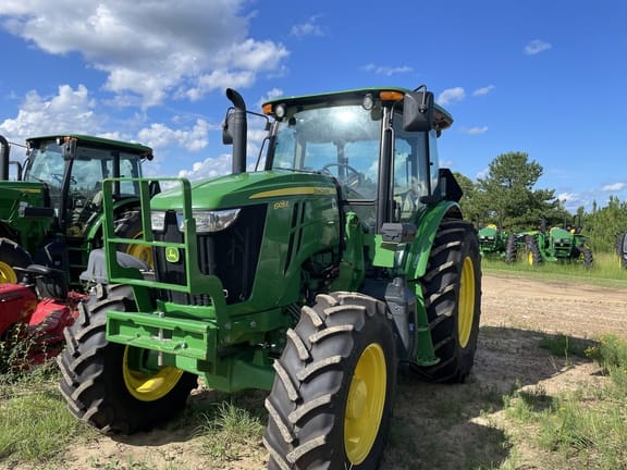 2021 John Deere 6105E Equipment Image0