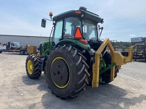 Image of John Deere 6105E equipment image 1