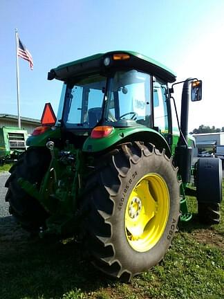 Image of John Deere 6105E equipment image 3