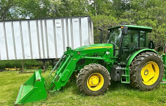 Image of John Deere 6105E equipment image 1