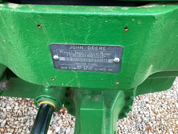 Image of John Deere 6105E equipment image 1