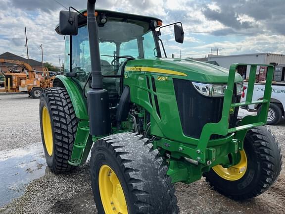 Image of John Deere 6105E Primary image