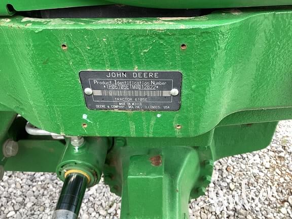 Image of John Deere 6105E equipment image 1