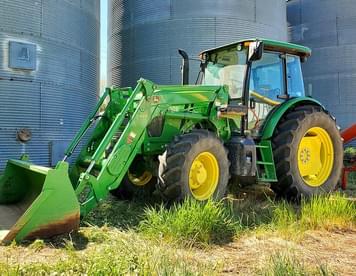 Main image John Deere 6105E