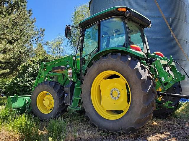 Image of John Deere 6105E equipment image 1