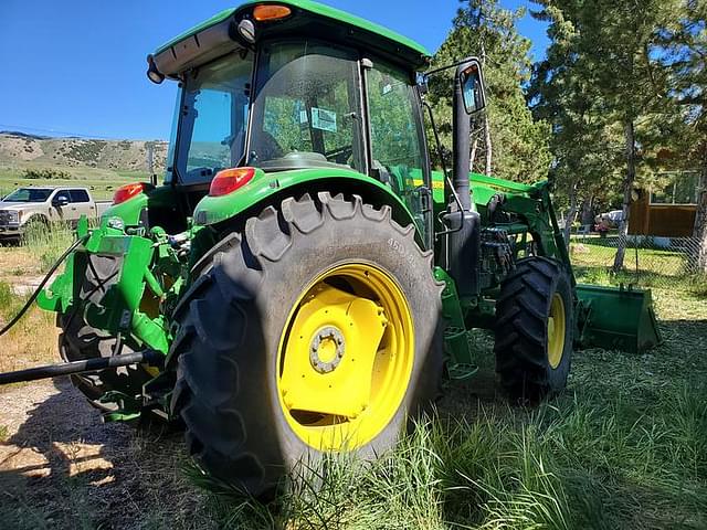 Image of John Deere 6105E equipment image 2