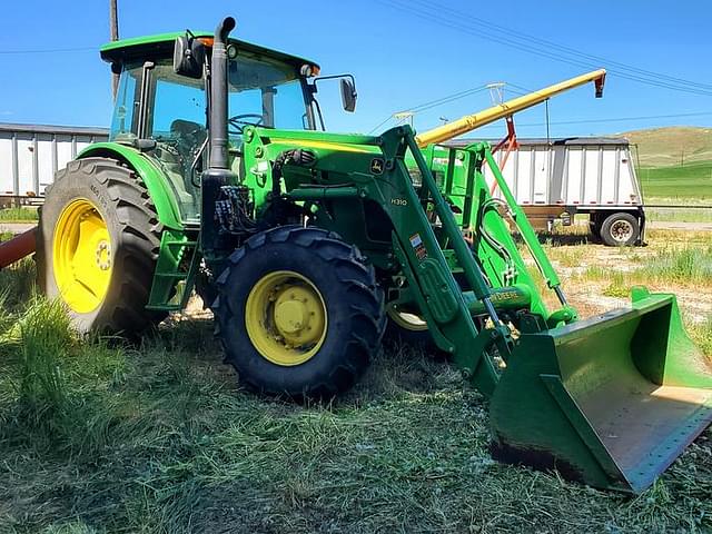 Image of John Deere 6105E equipment image 4