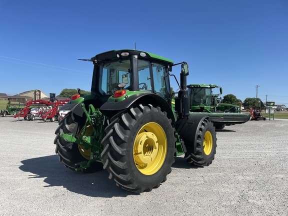 Image of John Deere 6110M equipment image 4