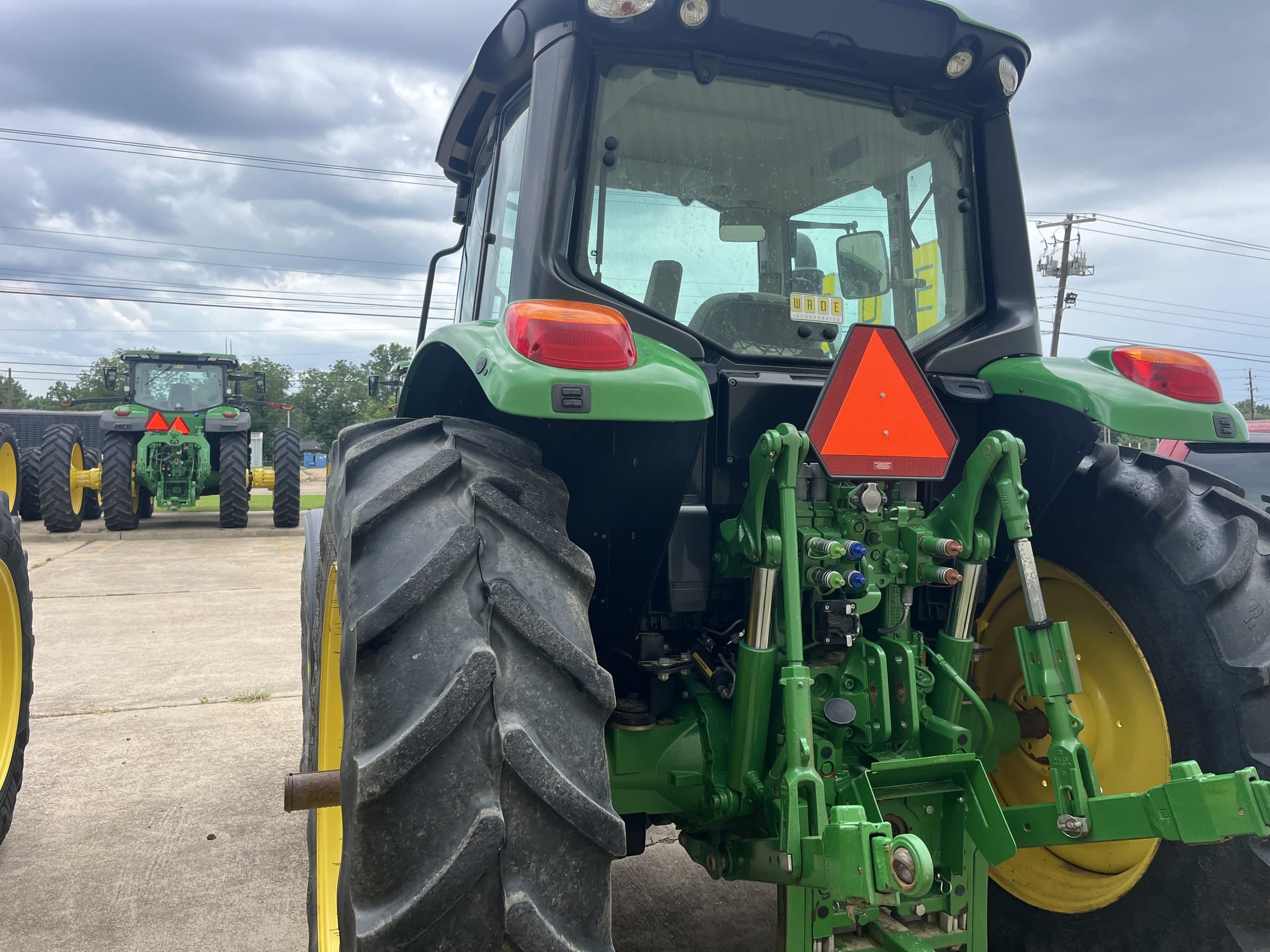 2021 John Deere 6110M Image