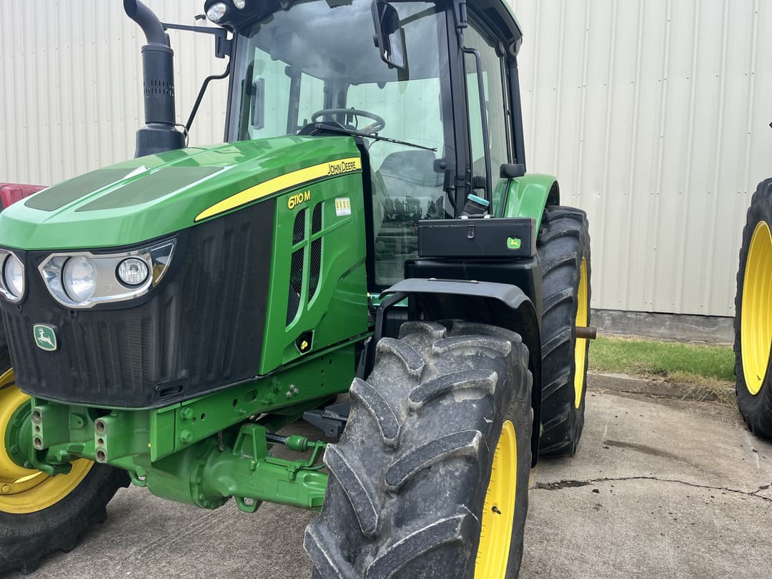 Image of John Deere 6110M Image 0