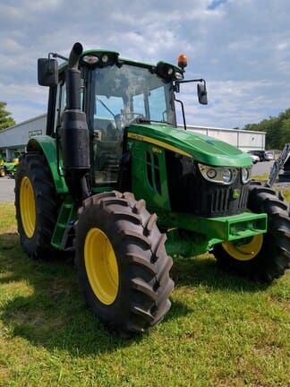 Main image John Deere 6110M