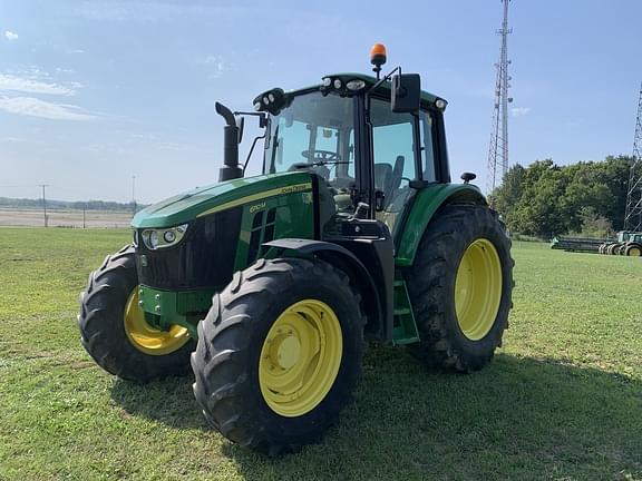 Image of John Deere 6110M equipment image 2