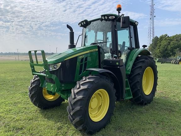 Image of John Deere 6110M equipment image 2