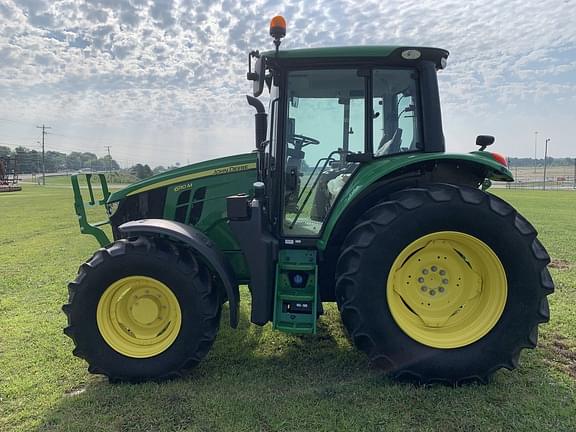 Image of John Deere 6110M equipment image 3