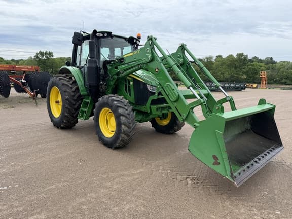 Image of John Deere 6110M equipment image 3