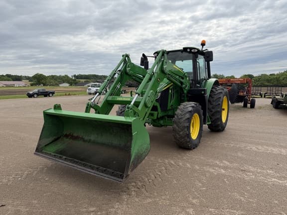 Image of John Deere 6110M equipment image 1