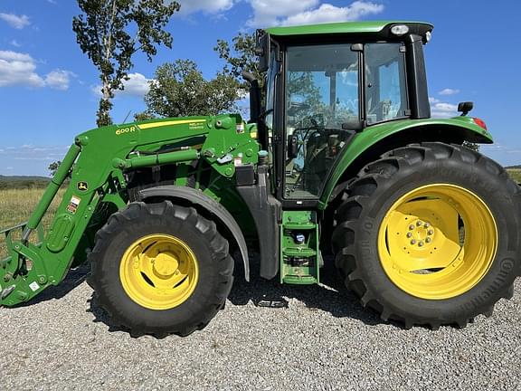 Image of John Deere 6110M equipment image 1