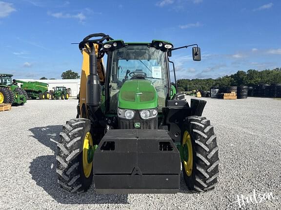 Image of John Deere 6110M equipment image 3