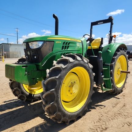 2021 John Deere 6110M Equipment Image0