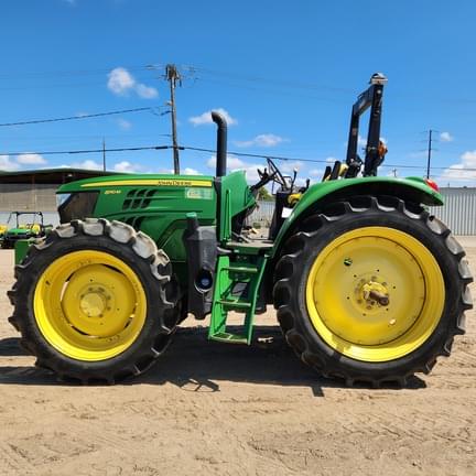 Image of John Deere 6110M equipment image 1