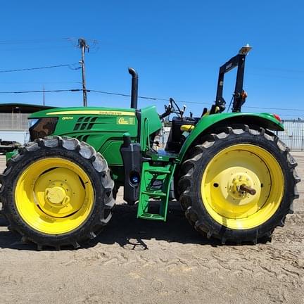 Image of John Deere 6110M equipment image 1