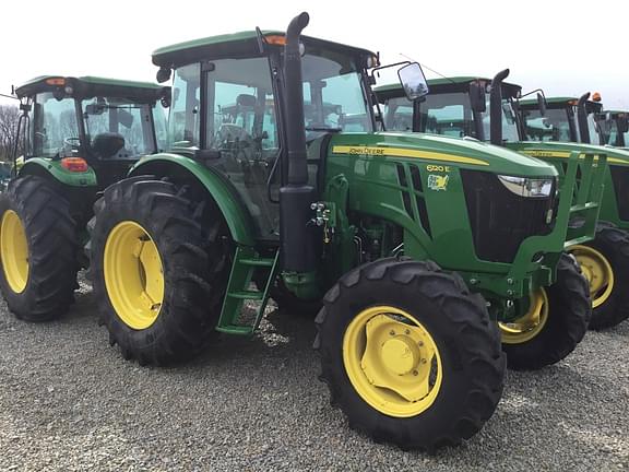 Image of John Deere 6120E equipment image 1