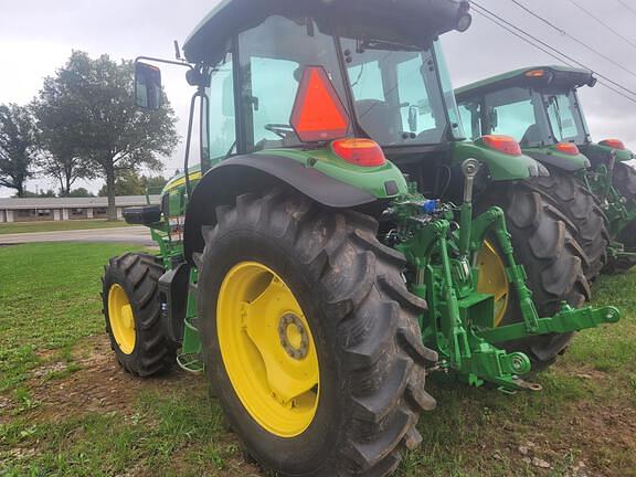 Image of John Deere 6120E equipment image 2