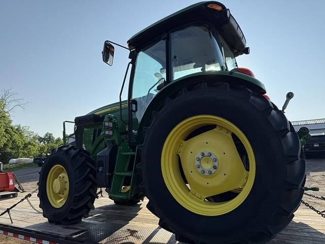 Image of John Deere 6120E equipment image 2
