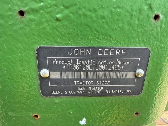 Image of John Deere 6120E equipment image 4