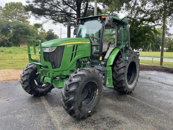 Image of John Deere 6120E equipment image 1