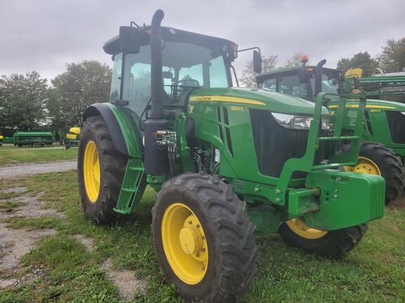 Image of John Deere 6120E equipment image 1
