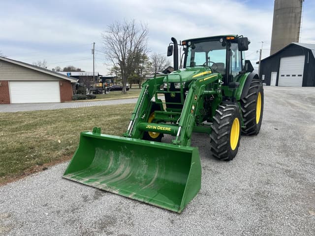 Image of John Deere 6120E equipment image 2