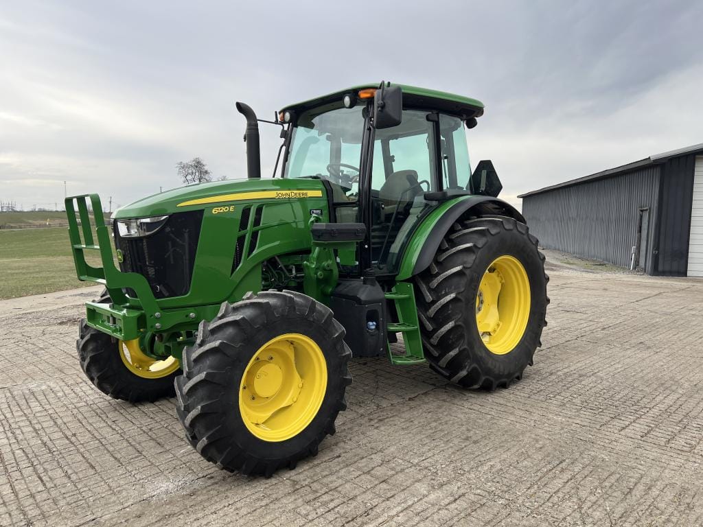 John Deere 6120E Equipment Image0