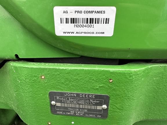 Image of John Deere 6120E equipment image 3